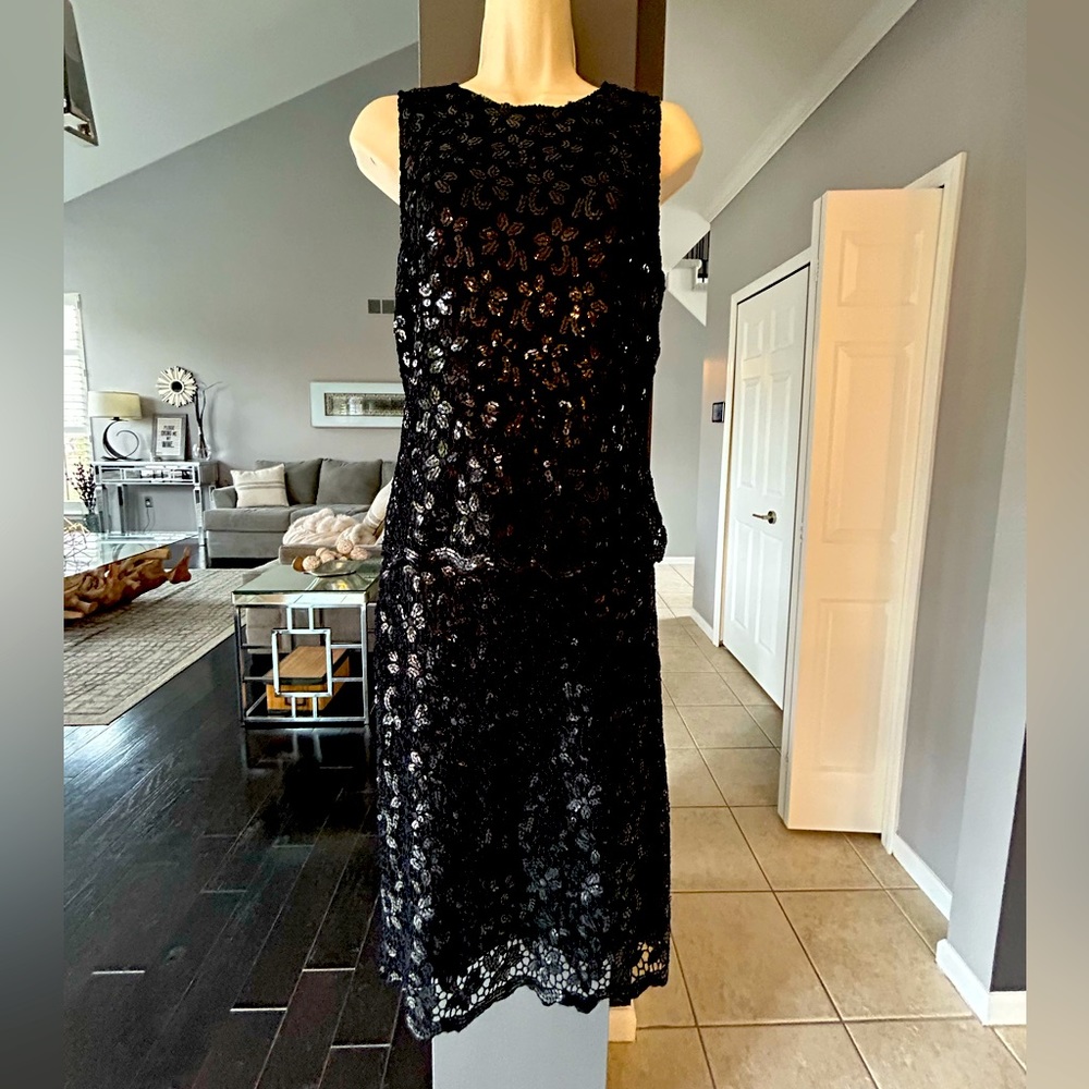 WORTH - Black Special Occasion sequin two piece set. Size 4ish